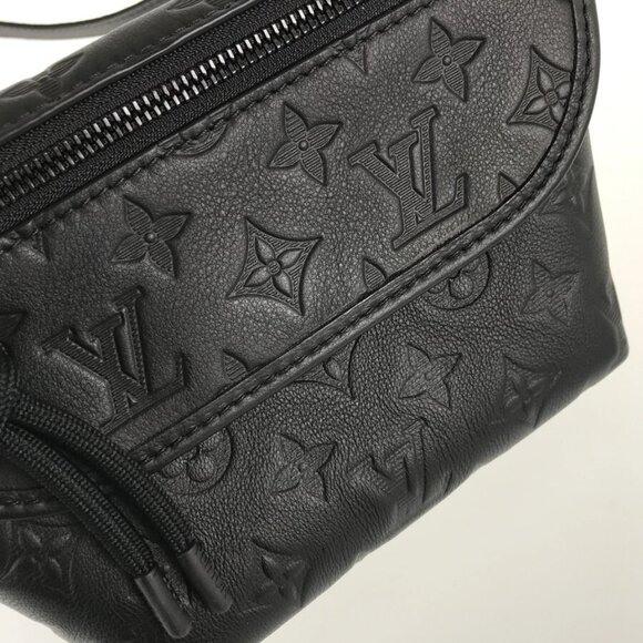 LOUIS VUITTON Monogram Shadow Pulse Wearable Wallet Shoulder bag - Picture 5 of 15